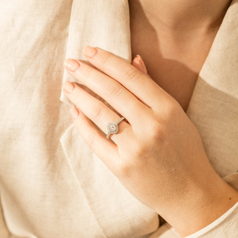 18ct White Gold Diamond Ring-Ring-Walker & Hall