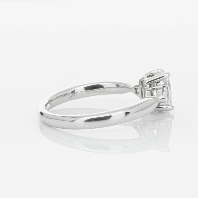 18ct White Gold Oval Cut Diamond Ayla Ring-Ring-Walker & Hall