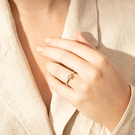 18ct Yellow Gold .46ct Diamond Venetian Ring-Ring-Walker & Hall