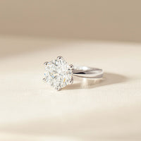 White gold diamond Nova ring