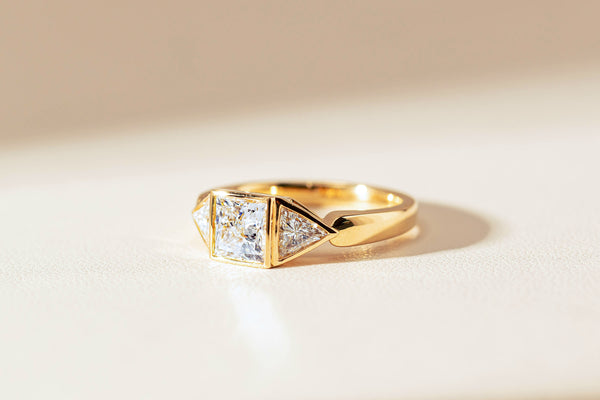 Yellow Gold Natural Diamond Ring