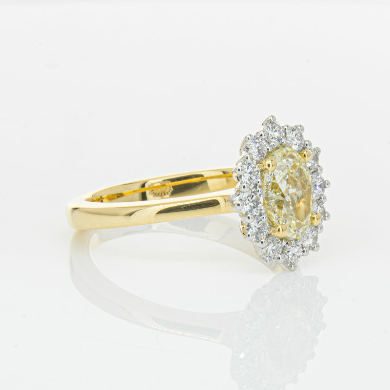 18ct Yellow Gold Oval Cut Diamond Belle Ring-Ring-Walker & Hall