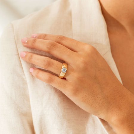 18ct Yellow Gold .91ct Diamond Semi-Rubover Set Ring-Ring-Walker & Hall