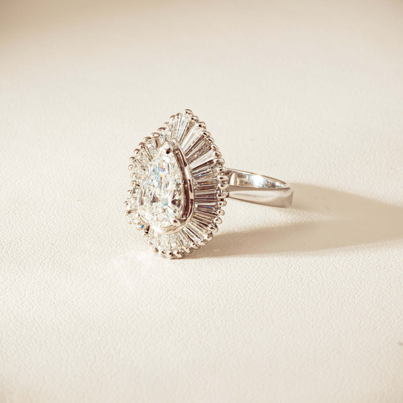 Deja Vu 18ct White Gold 1.57ct Pear Diamond Ballerina Cluster Ring - Ring - Walker & Hall