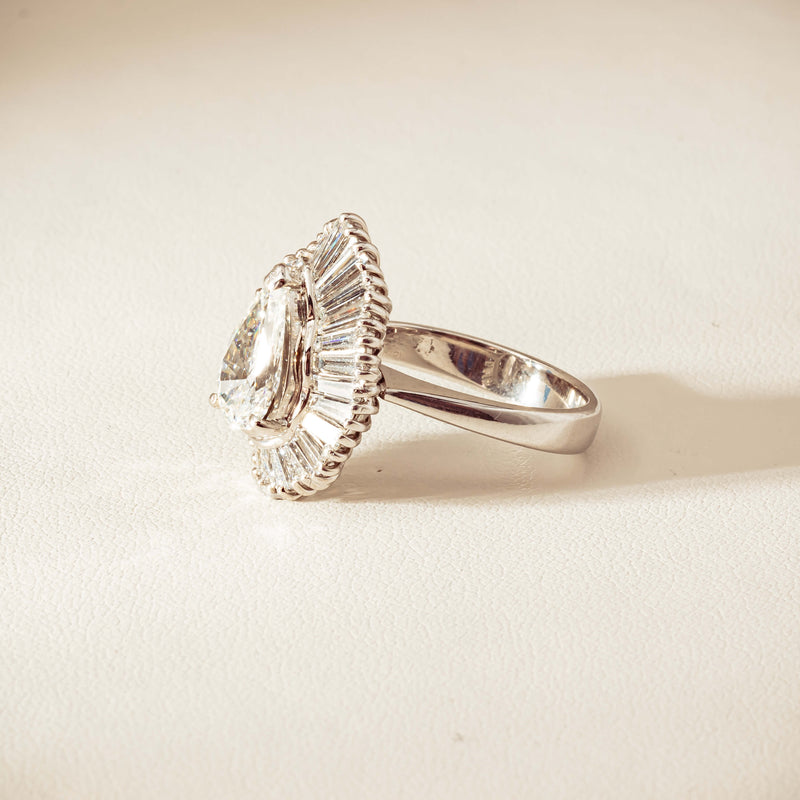 Deja Vu 18ct White Gold 1.57ct Pear Diamond Ballerina Cluster Ring - Ring - Walker & Hall