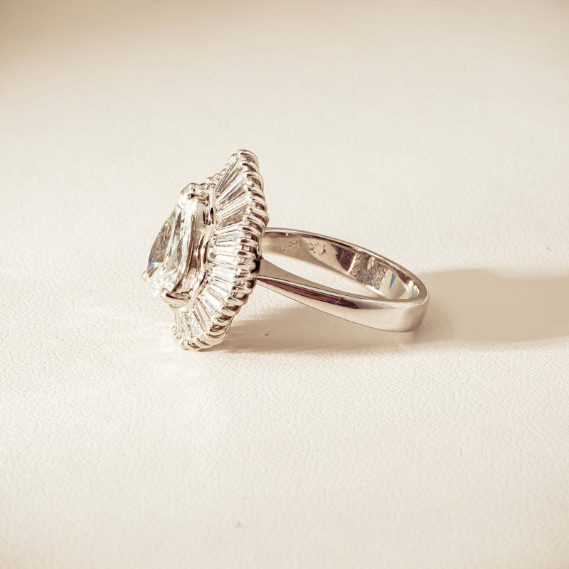 Deja Vu 18ct White Gold 1.57ct Pear Diamond Ballerina Cluster Ring - Ring - Walker & Hall