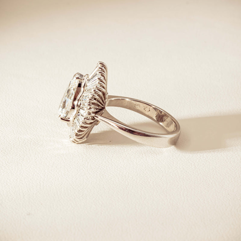 Deja Vu 18ct White Gold 1.57ct Pear Diamond Ballerina Cluster Ring - Ring - Walker & Hall