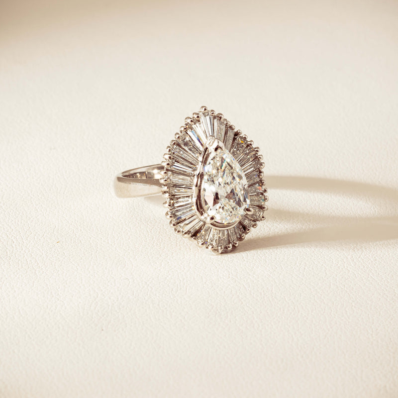 Deja Vu 18ct White Gold 1.57ct Pear Diamond Ballerina Cluster Ring - Ring - Walker & Hall