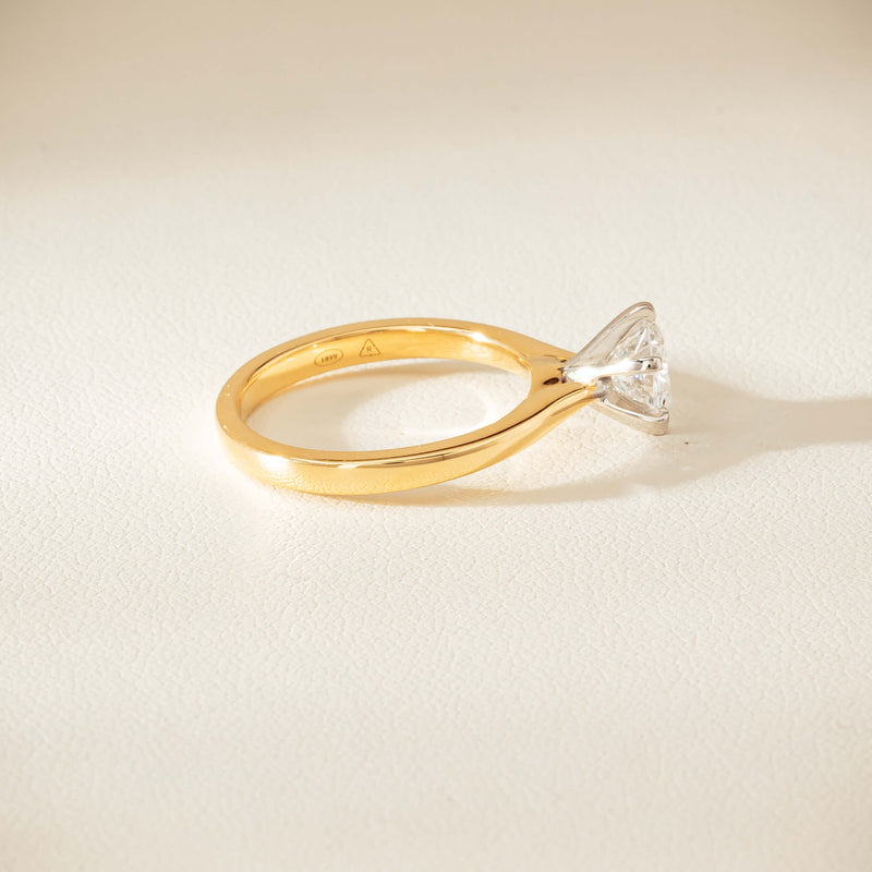 18ct Yellow Gold 1.07ct Reclaimed Diamond Capri Ring - Ring - Walker & Hall