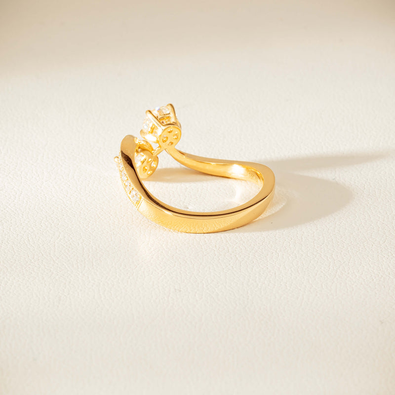 18ct Yellow Gold 1.06ct Diamond Toi et Moi Ring - Ring - Walker & Hall