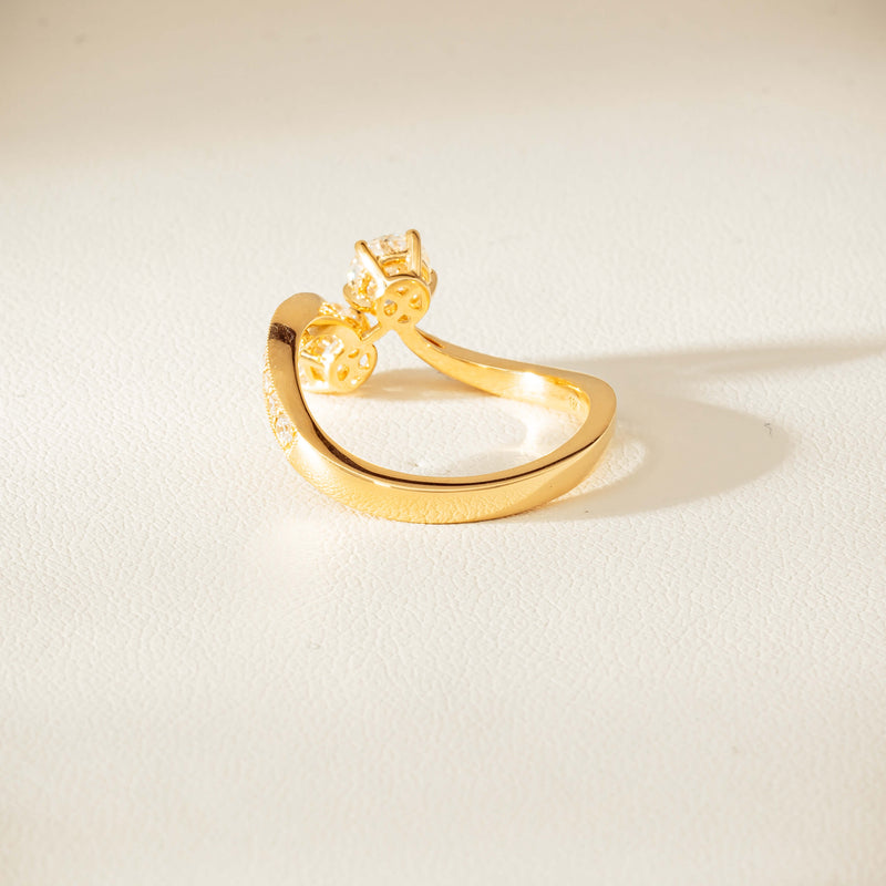 18ct Yellow Gold 1.06ct Diamond Toi et Moi Ring - Ring - Walker & Hall