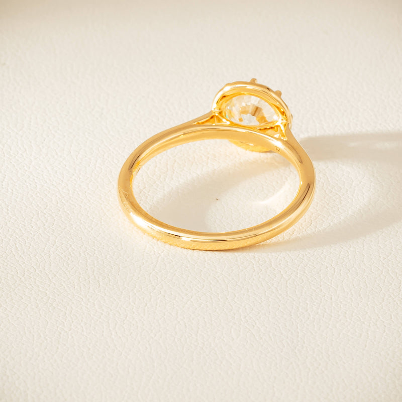 18ct Yellow Gold 1.50ct VS2 Diamond Dawn Ring - Ring - Walker & Hall