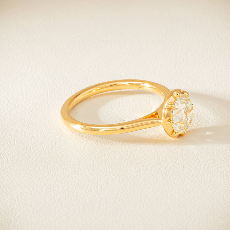 18ct Yellow Gold 1.50ct VS2 Diamond Dawn Ring - Ring - Walker & Hall