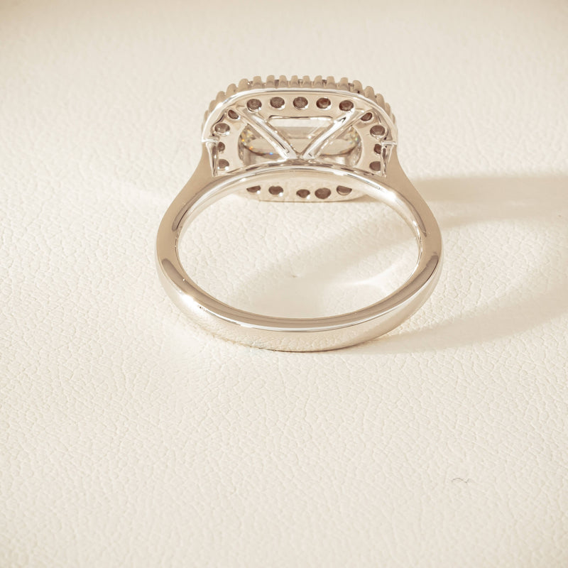 18ct White Gold 1.01ct Fancy-Cut Diamond Daisy Ring - Ring - Walker & Hall