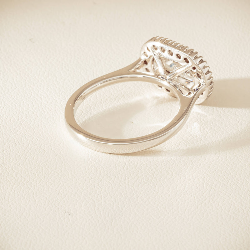 18ct White Gold 1.01ct Fancy-Cut Diamond Daisy Ring - Ring - Walker & Hall