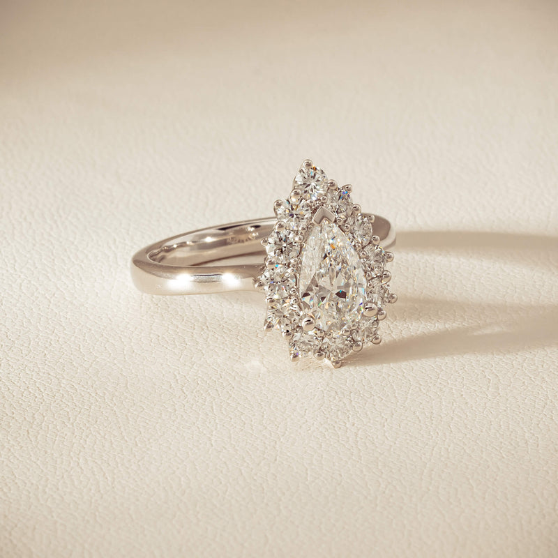 18ct White Gold 1.03ct Pear Cut Reclaimed Diamond Belle Ring - Ring - Walker & Hall