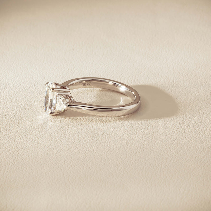 18ct White Gold 1.01ct Oval-Cut Diamond Ring - Ring - Walker & Hall