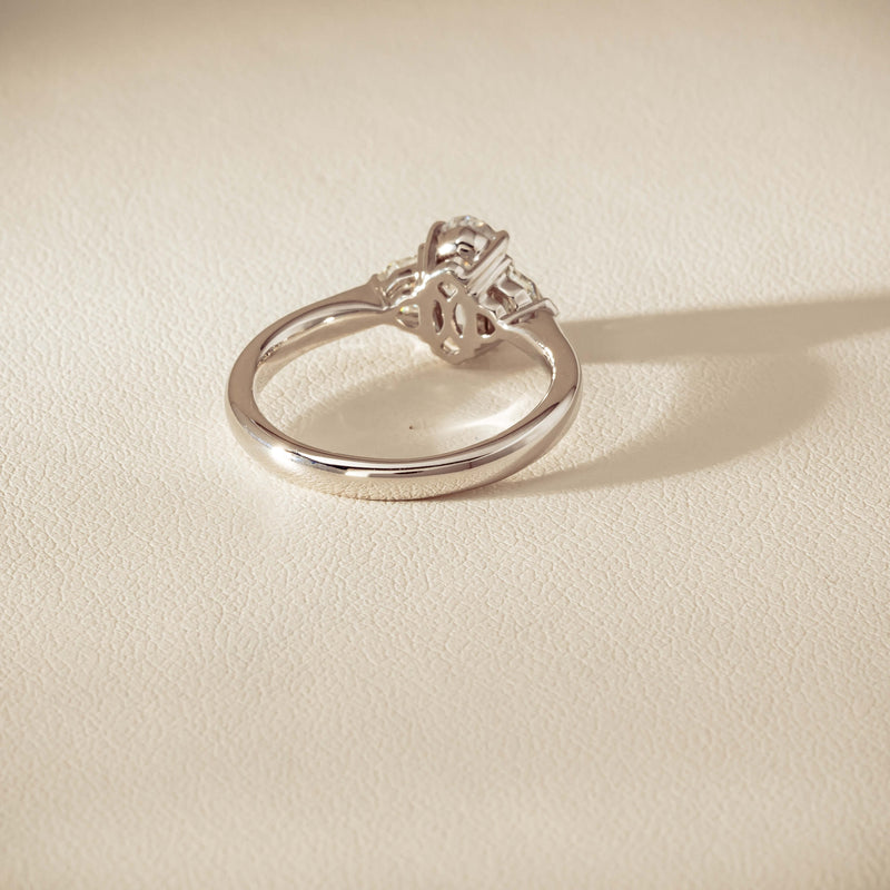 18ct White Gold 1.01ct Oval-Cut Diamond Ring - Ring - Walker & Hall