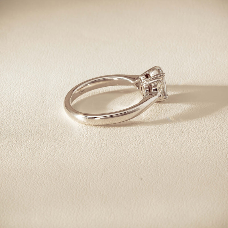 18ct White Gold 1.01ct Oval-Cut Diamond Ring - Ring - Walker & Hall