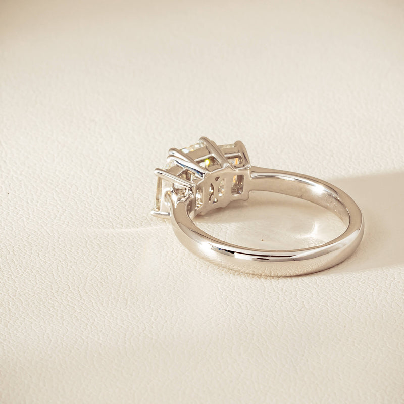 18ct White Gold 2.01ct Diamond Odyssey Ring - Ring - Walker & Hall
