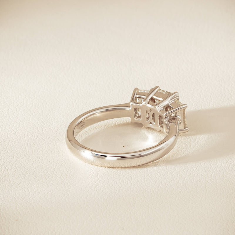 18ct White Gold 2.01ct Diamond Odyssey Ring - Ring - Walker & Hall