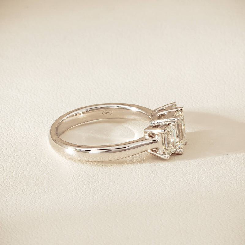 18ct White Gold 2.01ct Diamond Odyssey Ring - Ring - Walker & Hall