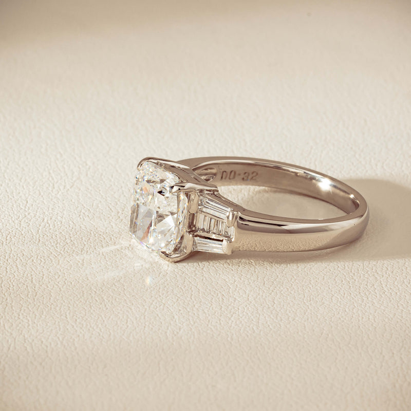 001-13847_07 - Walker & Hall