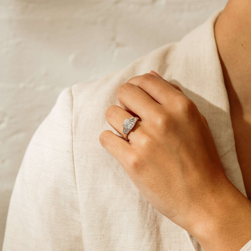 001-13847_DV_WMR - Walker & Hall