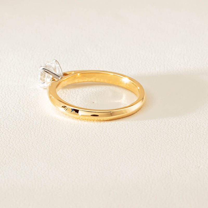 18ct Yellow Gold .70ct D SI2 Diamond Venetian Ring - Ring - Walker & Hall