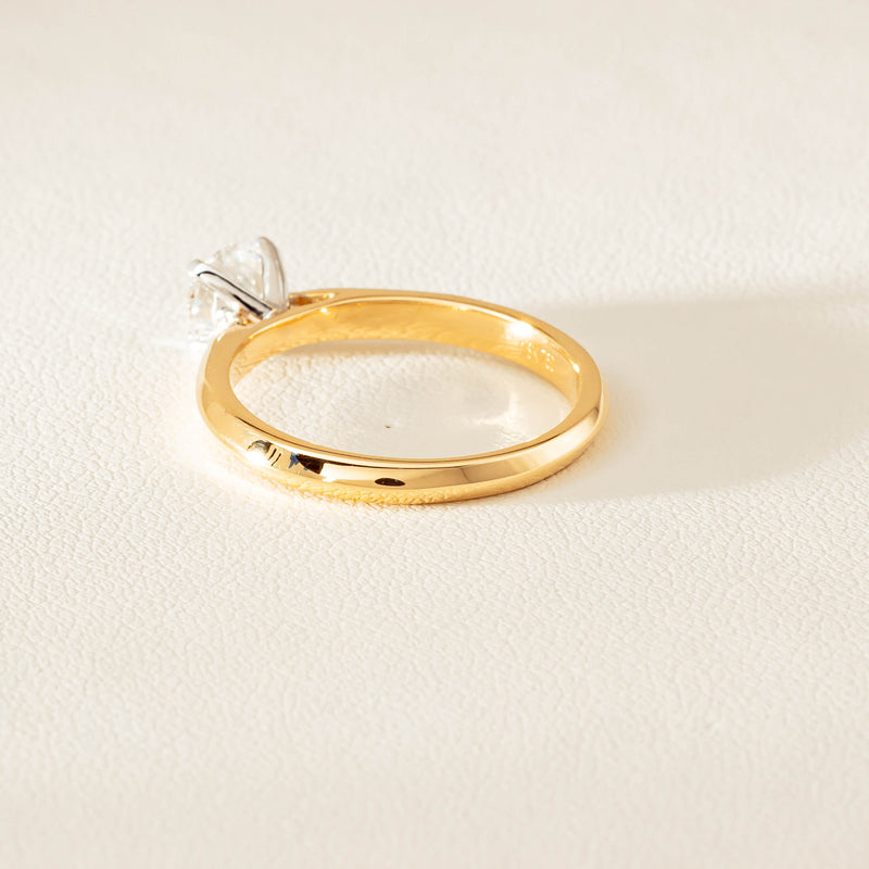18ct Yellow Gold .70ct D SI2 Diamond Venetian Ring - Ring - Walker & Hall