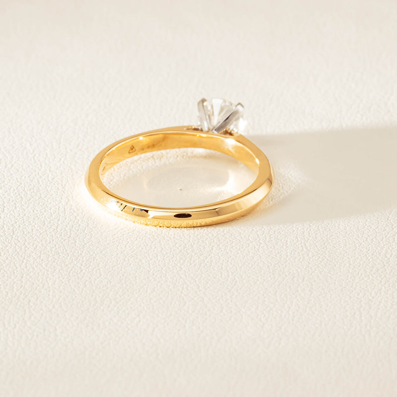 18ct Yellow Gold .70ct D SI2 Diamond Venetian Ring - Ring - Walker & Hall