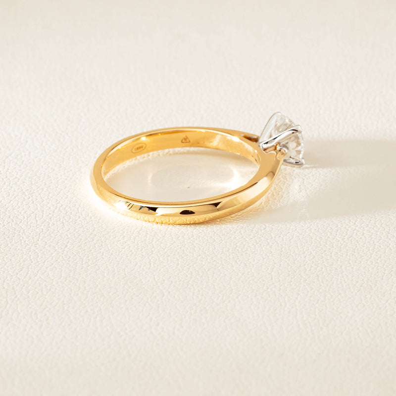 18ct Yellow Gold .70ct D SI2 Diamond Venetian Ring - Ring - Walker & Hall