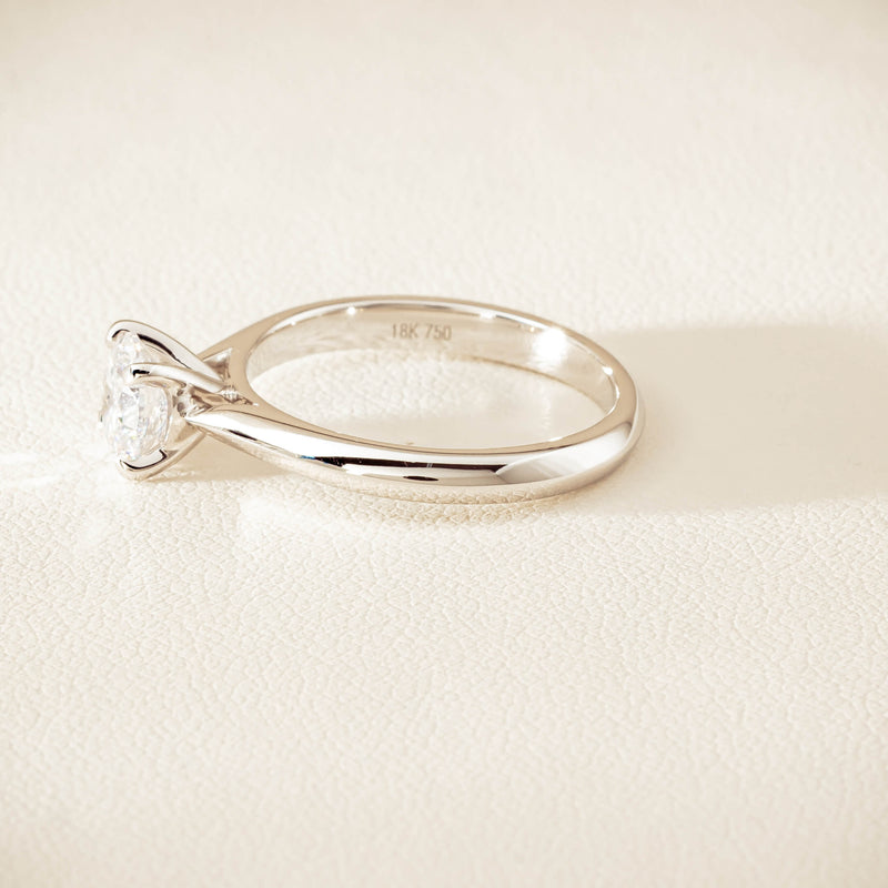 18ct White Gold 1.00ct D VS2 Diamond Venetian Ring - Ring - Walker & Hall