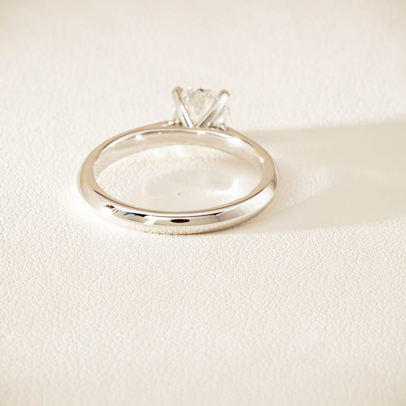 18ct White Gold 1.00ct D VS2 Diamond Venetian Ring - Ring - Walker & Hall