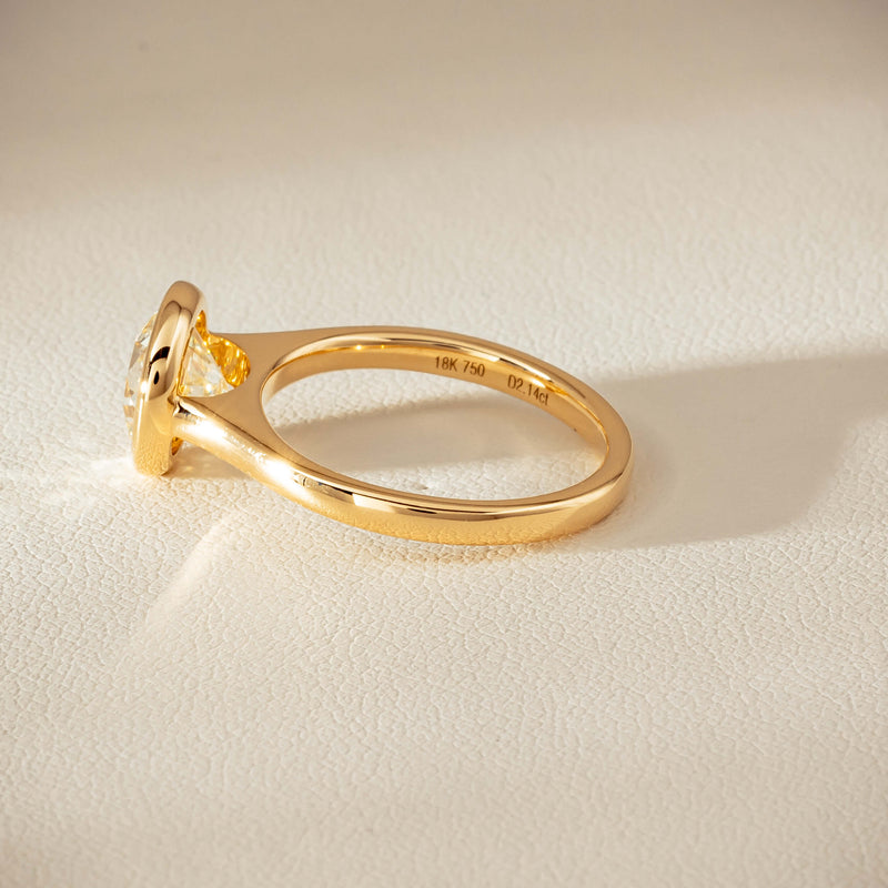 18ct Yellow Gold 2.14ct Reclaimed Diamond Natalia Ring - Ring - Walker & Hall