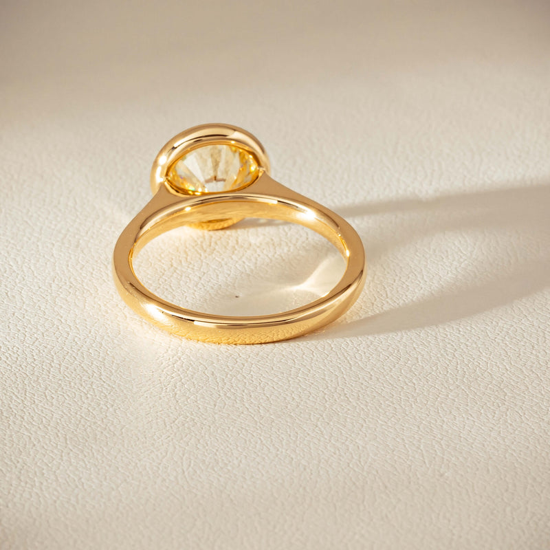 18ct Yellow Gold 2.14ct Reclaimed Diamond Natalia Ring - Ring - Walker & Hall