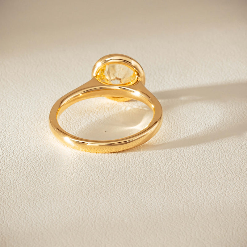 18ct Yellow Gold 2.14ct Reclaimed Diamond Natalia Ring - Ring - Walker & Hall