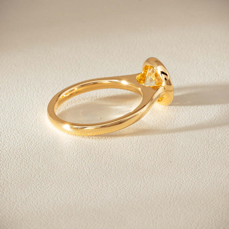 18ct Yellow Gold 2.14ct Reclaimed Diamond Natalia Ring - Ring - Walker & Hall