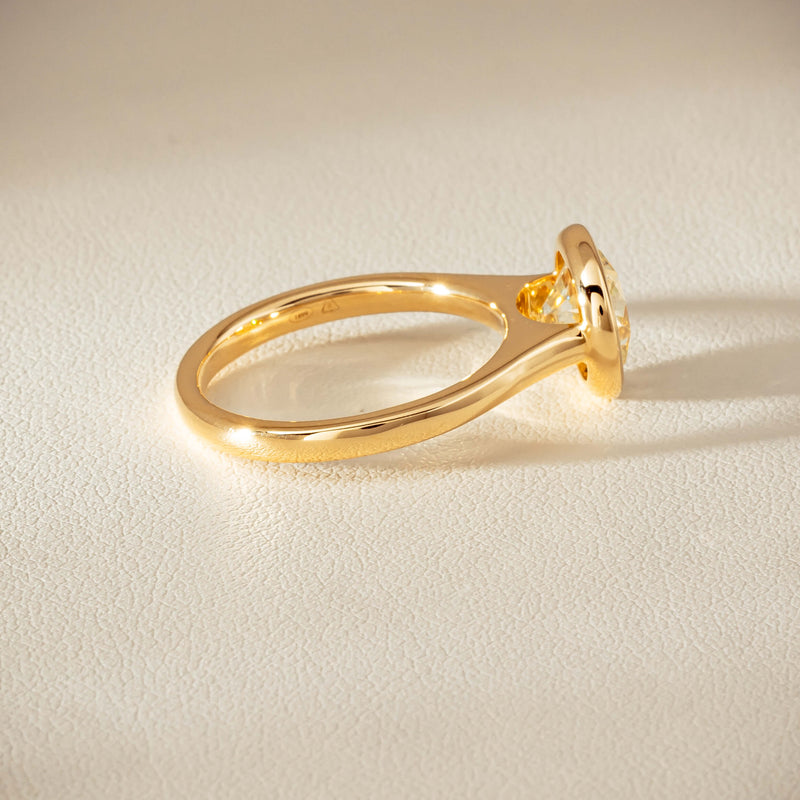 18ct Yellow Gold 2.14ct Reclaimed Diamond Natalia Ring - Ring - Walker & Hall