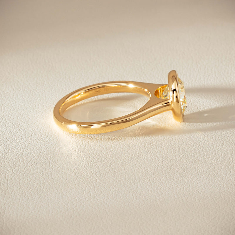 18ct Yellow Gold 2.14ct Reclaimed Diamond Natalia Ring - Ring - Walker & Hall