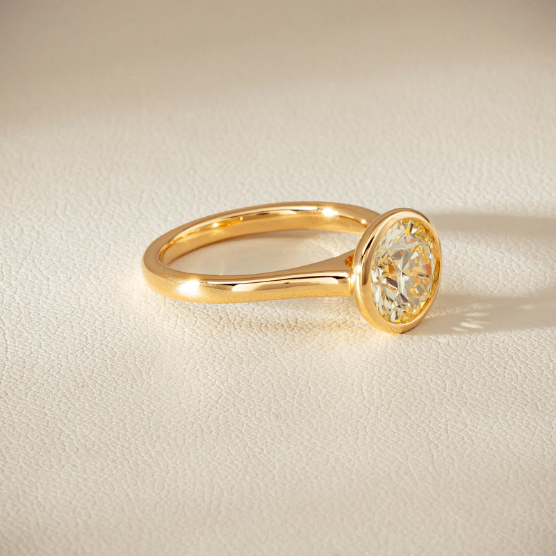 18ct Yellow Gold 2.14ct Reclaimed Diamond Natalia Ring - Ring - Walker & Hall
