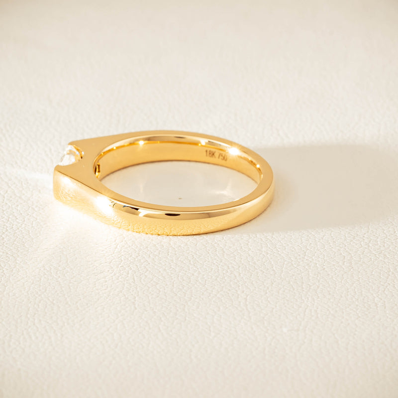 18ct Yellow Gold Modified Emerald-Cut Diamond Astrid Ring - Ring - Walker & Hall