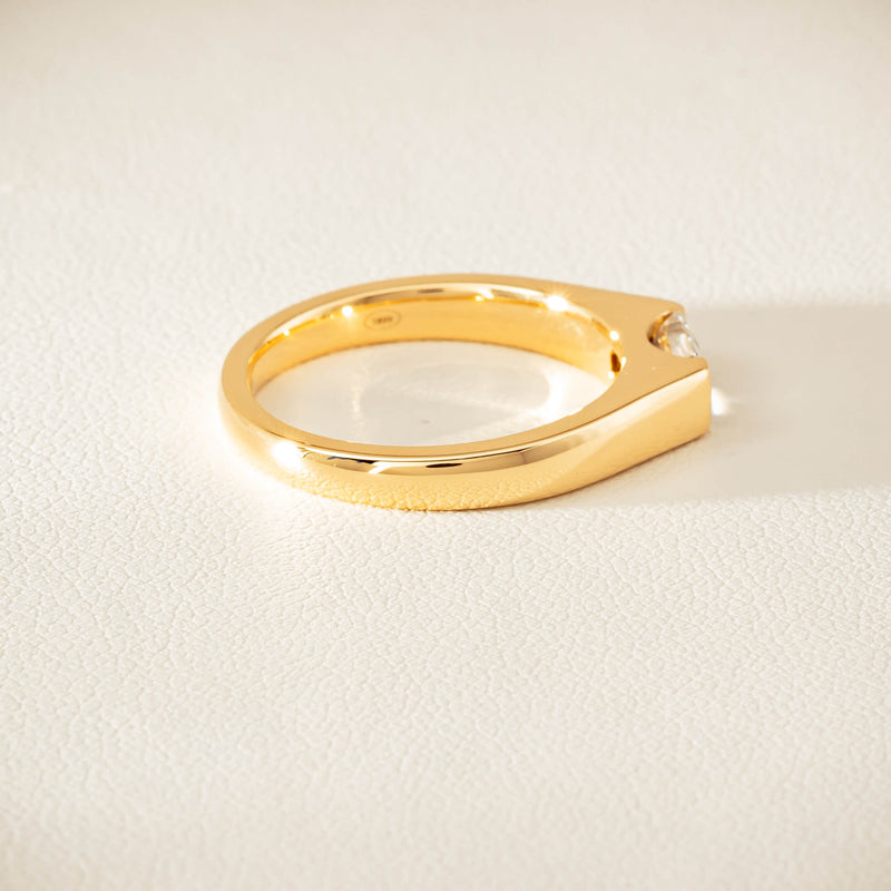 18ct Yellow Gold Modified Emerald-Cut Diamond Astrid Ring - Ring - Walker & Hall