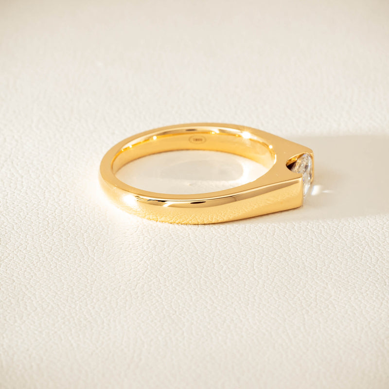18ct Yellow Gold Modified Emerald-Cut Diamond Astrid Ring - Ring - Walker & Hall