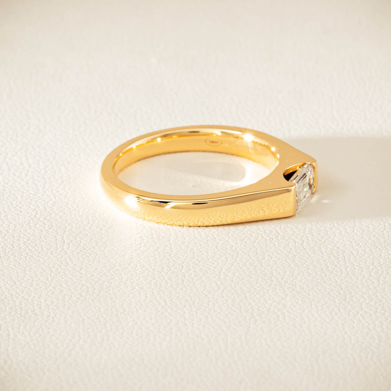 18ct Yellow Gold Modified Emerald-Cut Diamond Astrid Ring - Ring - Walker & Hall