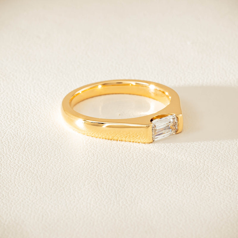 18ct Yellow Gold Modified Emerald-Cut Diamond Astrid Ring - Ring - Walker & Hall