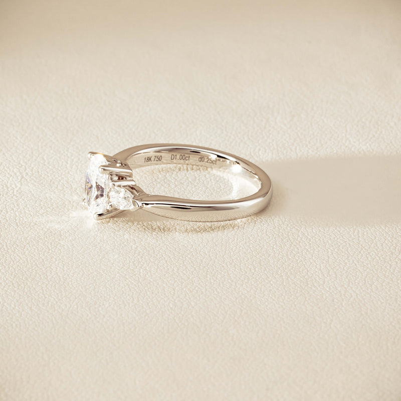 18ct White Gold 1.00ct Oval Diamond Ayla Ring - Ring - Walker & Hall