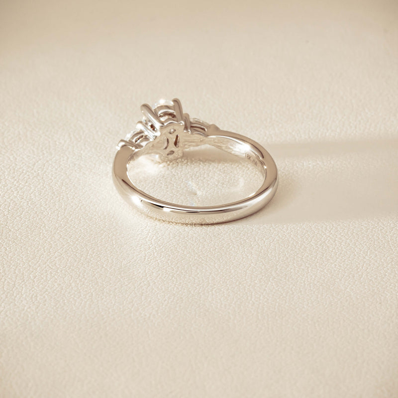 18ct White Gold 1.00ct Oval Diamond Ayla Ring - Ring - Walker & Hall