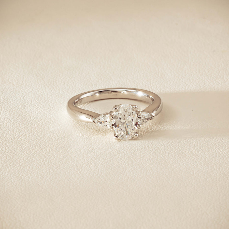 18ct White Gold 1.00ct Oval Diamond Ayla Ring - Ring - Walker & Hall
