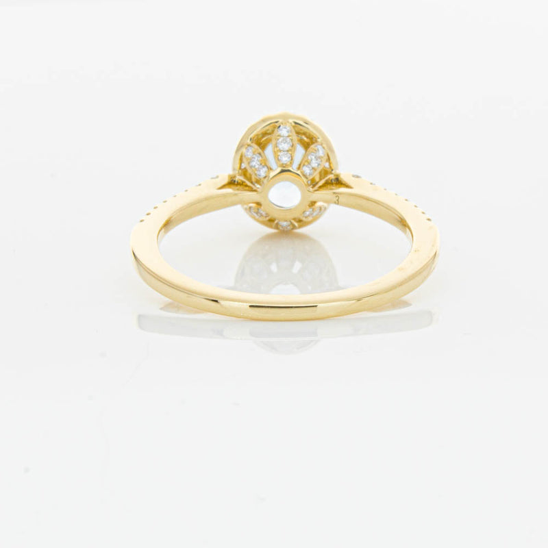 18ct Yellow Gold Aquamarine & Diamond Mini Sierra Ring-Ring-Walker & Hall